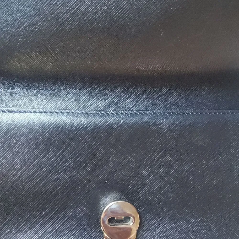 Salvatore Ferragamo 10cmx18 5cmx4cm